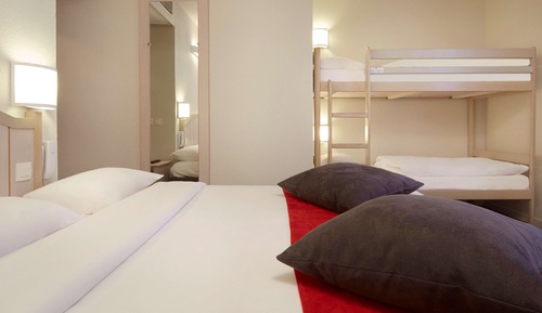 Standard Room - 1 Double Bed 2 Bunkbeds