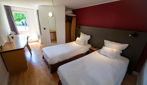 Standard Room, 2 Twin Beds
