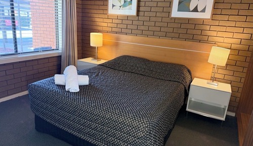 Deluxe 2 Bedroom Apartment, Upstairs