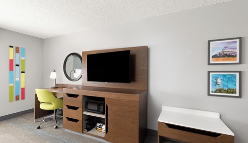 Room, 1 King Bed, Accessible, Bathtub