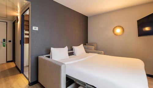 Superior Room, 1 King Bed with Sofa bed