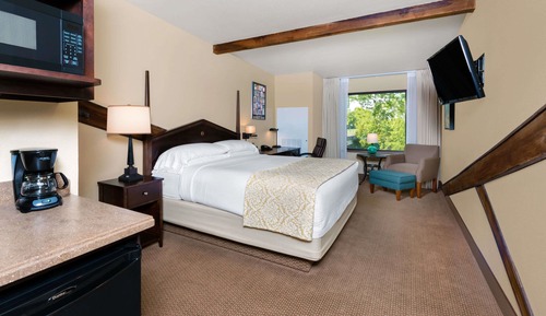 Suite, 2 Queen Beds, Non Smoking