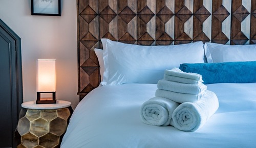 Deluxe Suite (Crow's Nest)