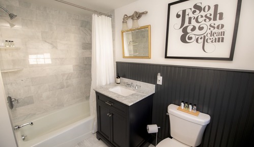 Executive Room (Lost Sailor)