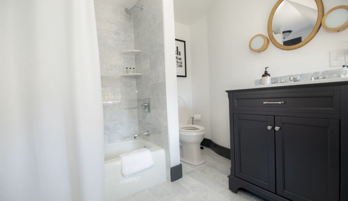 Deluxe Room (Above Board)