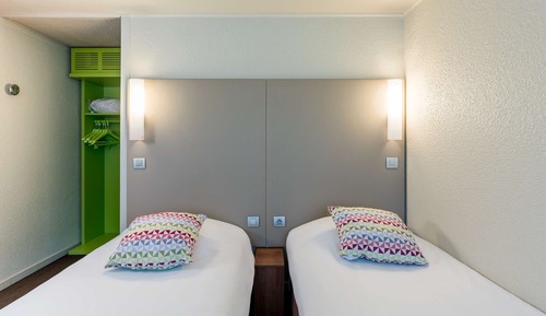 Standard Room, 2 Twin Beds