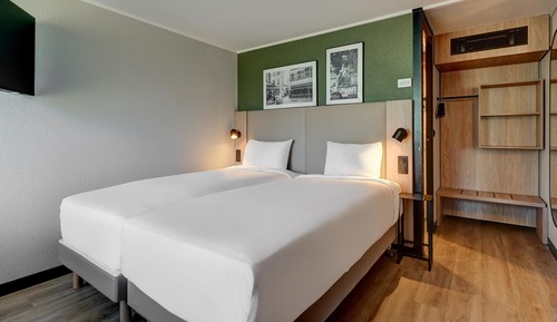 Standard Room, 2 Twin Beds