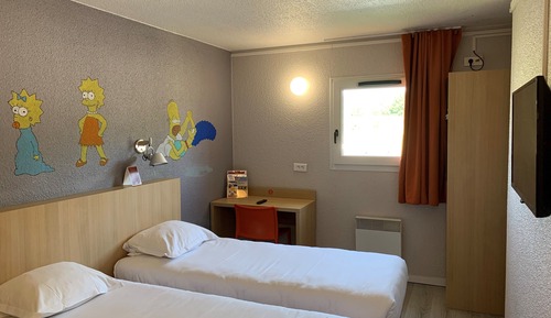 Twin room