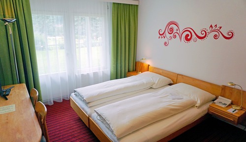 Suite, Terrace, Valley View