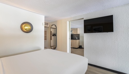 Superior Room, 1 King Bed with Sofa bed