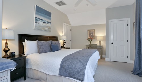 Luxury Room, Private Bathroom (Bayberry Room)