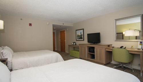 Room, 2 Queen Beds, Accessible, Non Smoking