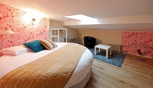 Double Room (Round bed, Attic)