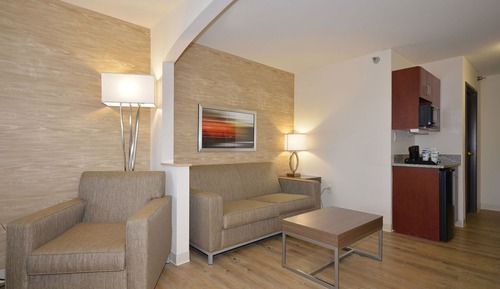 Suite, 2 Queen Beds