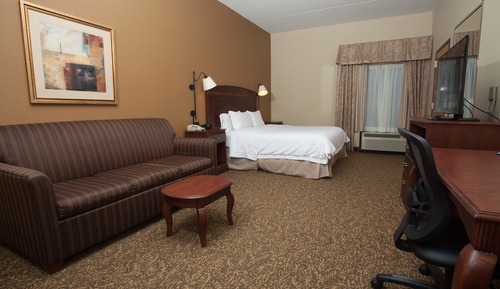 One king suite whirlpool non smoking