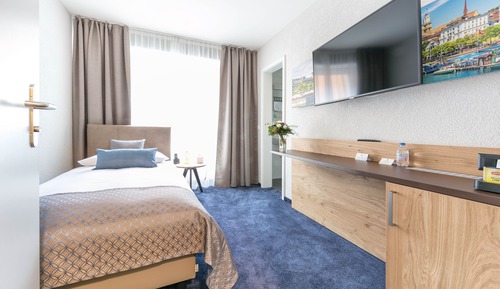 Deluxe Single Room