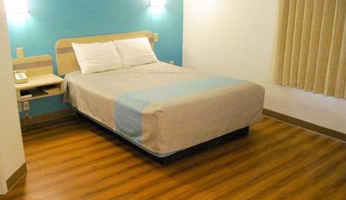 Standard Room, 1 Queen Bed, Non Smoking