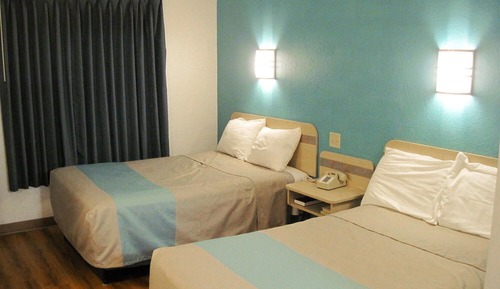 Standard Room, 2 Double Beds, Non Smoking