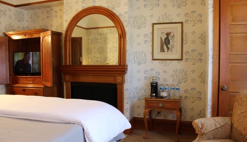 Standard Room, 1 King Bed