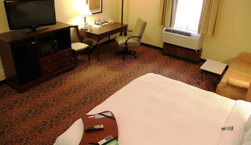 Suite, 1 King Bed, Non Smoking