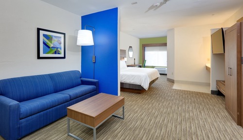 Suite, 1 King Bed, Accessible Bathtub (Mobility)