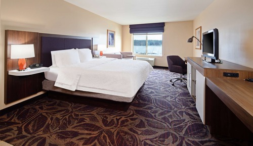 One king studio suite non smoking