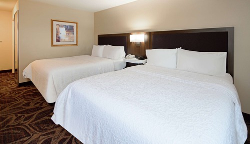 Two queen beds non smoking