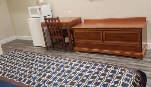 Deluxe Double Room, Multiple Beds, Refrigerator & Microwave, Ground Floor