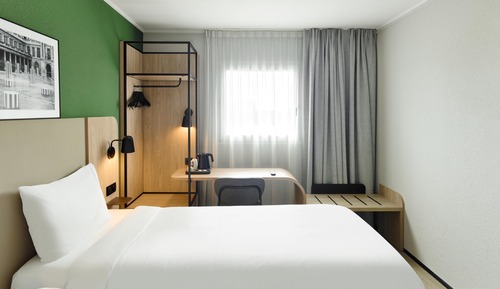 Standard Room, Multiple Beds