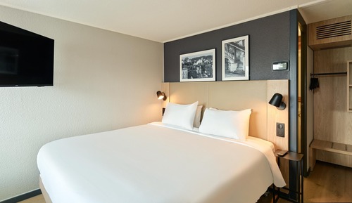 Superior Room, 1 King Bed