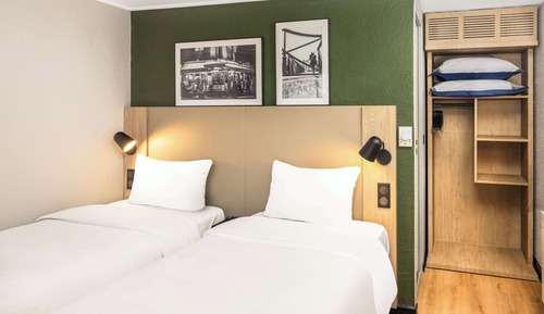 Standard Room, 2 Twin Beds