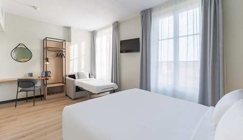 Standard Room, Multiple Beds