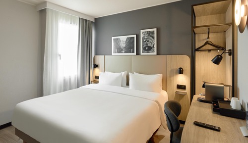 Superior Room, 1 King Bed