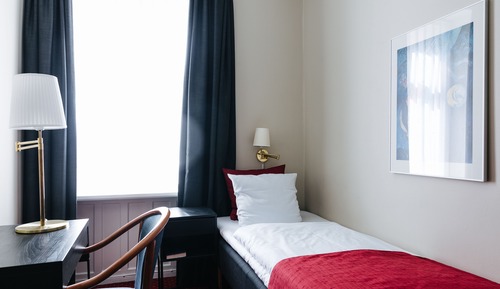 Economy Single Room, Shared Bathroom