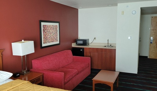 Suite, 1 King Bed, Smoking