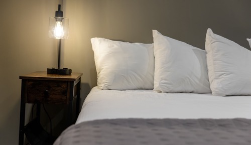 Montvale Signature Suite