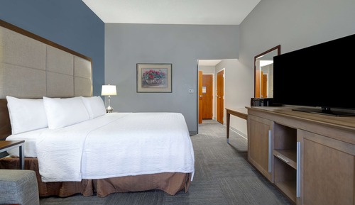 One king bed non smoking