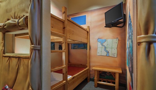 Suite (Waterpark Included-KidKamp)