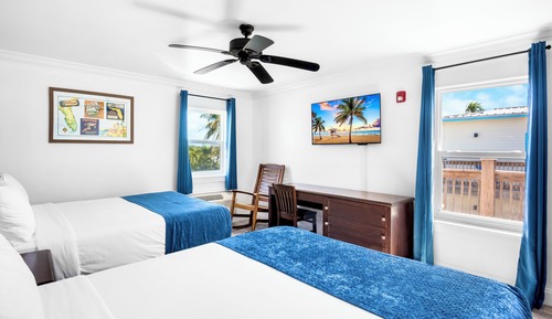 Deluxe 2 Queen Island View