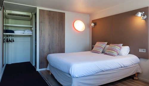 Standard Room, 1 Double Bed (1 Junior Bed up to 10 years)