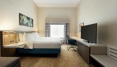 Room, 1 King Bed, Accessible, Jetted Tub (Hearing)