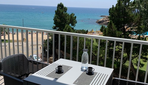 Premium Studio, 1 Bedroom, Beach View