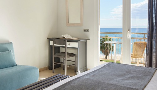Double or Twin Room, Terrace, Beach View
