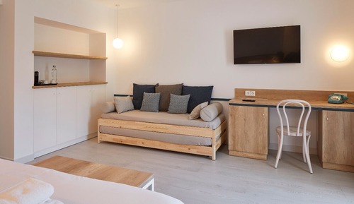 Panoramic Studio Suite, Sea View