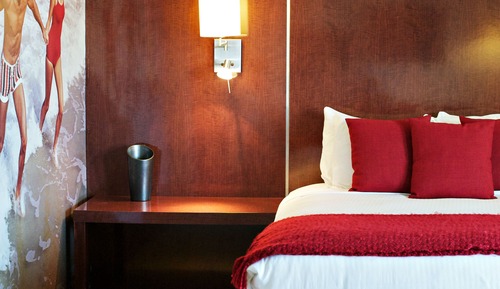 Standard Room, 1 Queen Bed