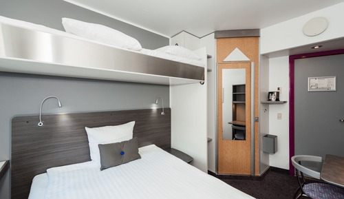 Standard+ 140cm Queen bed