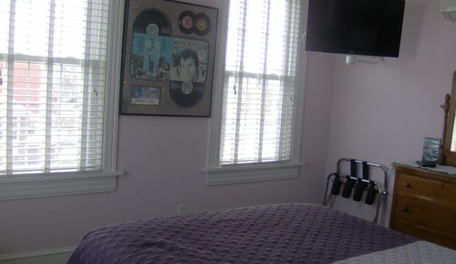 Standard Double Room, Ensuite (50's Music Room)