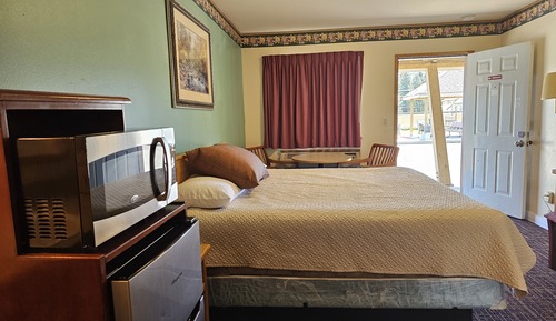 Comfort Room, 1 King Bed