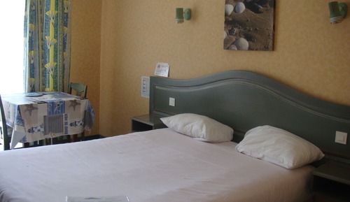 Comfort Double Room, Refrigerator & Microwave