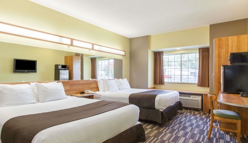 Room, 2 Queen Beds, Accessible, Non Smoking (Tub with Grab Bars)